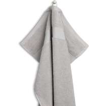 Vår Premium strandhandduk med broderat namn är mjuk, lyxig och gjord för att hålla. Perfekt att ta med till stranden – eller som en extra stor handduk att ha hemma.