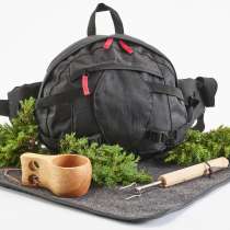 Ett fint paket med midjeväska och det du behöver för en härlig utflykt i skog och natur.