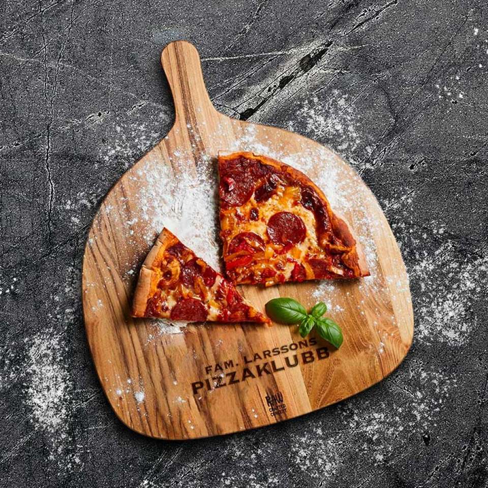 RAW Pizzabricka 46x38x1,5 cm