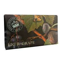 The English Soap Company firar sitt 20-årsjubileum av tvåltillverkning. Jubileumssamlingen använder en modern design och ett varierat urval av deras mest populära dofttvålar. Fikon och druvdoftande lyxtvål med vårdande ingredienser, bland annat Sheasmör som är känt för sina återfuktande egenskaper. Doftar fantastiskt! Inpackade i modern och vacker design.<br/>
En fuktgivande doft av sheasmörtvål med en mjuk blandning av persika och apelsin. De mellersta anteckningarna består av ljusa träslag och kokos. Den orientaliska basen har en blandning av mysk, sandelträ och torkat bärnsten blandat med cederträ för att komplettera doften. <br/><br/>